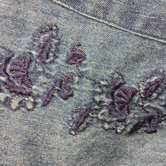 Embroidered Faded Glory button down shirt size extra large - Picture 7 of 10